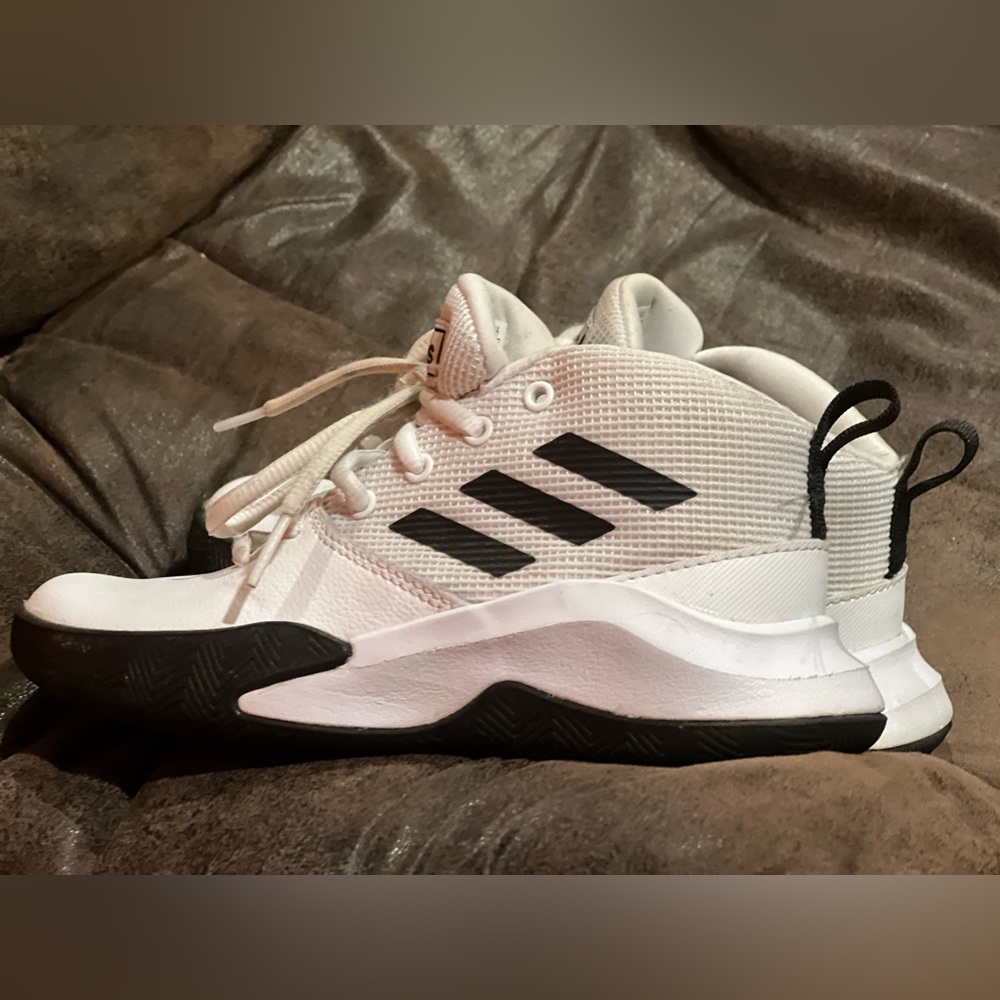 Adidas Boys PGD 789006 Boys 13 youth white black like new
